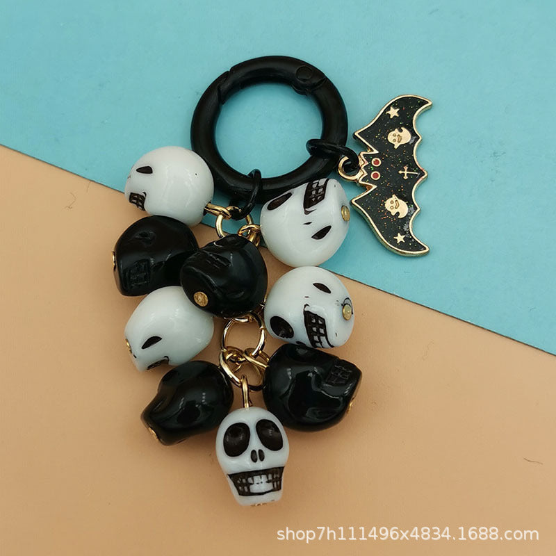 Wholesale Ghost Head Pumpkin Mummy Ghost Cat Skull Halloween Grape Bunch Alloy Keychain